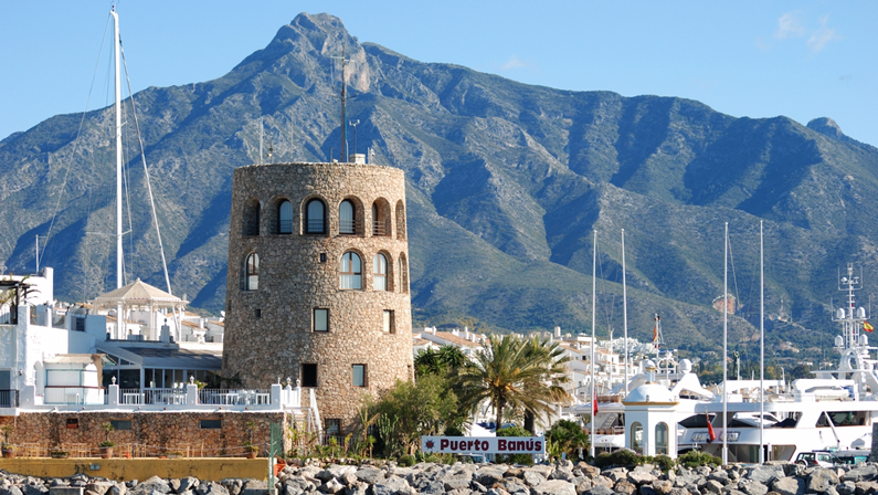 The best holiday lettings in Puerto Banus - Book today